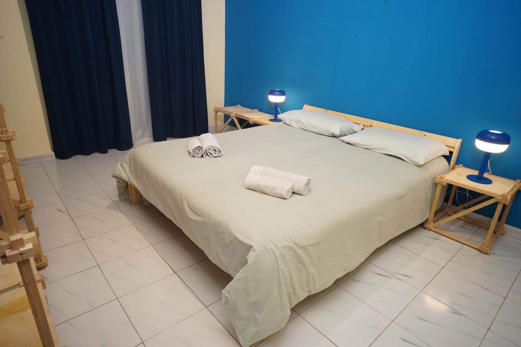 Casa Base Hotell Bari Exteriör bild